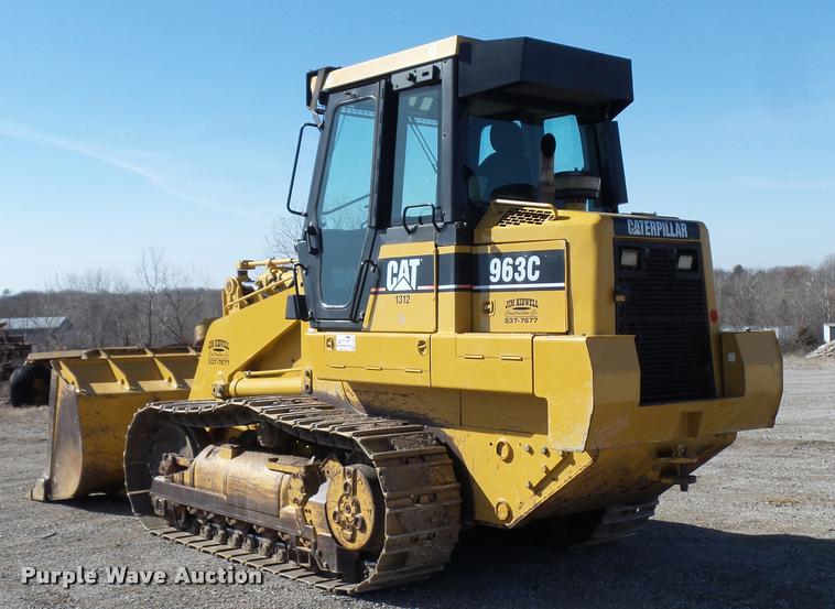 image for item L4679 2004 Caterpillar 963C track loader