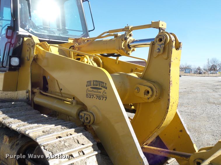 image for item L4679 2004 Caterpillar 963C track loader