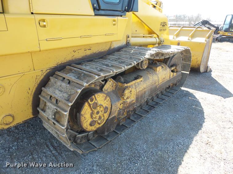 image for item L4679 2004 Caterpillar 963C track loader