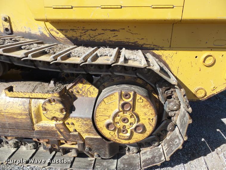 image for item L4679 2004 Caterpillar 963C track loader