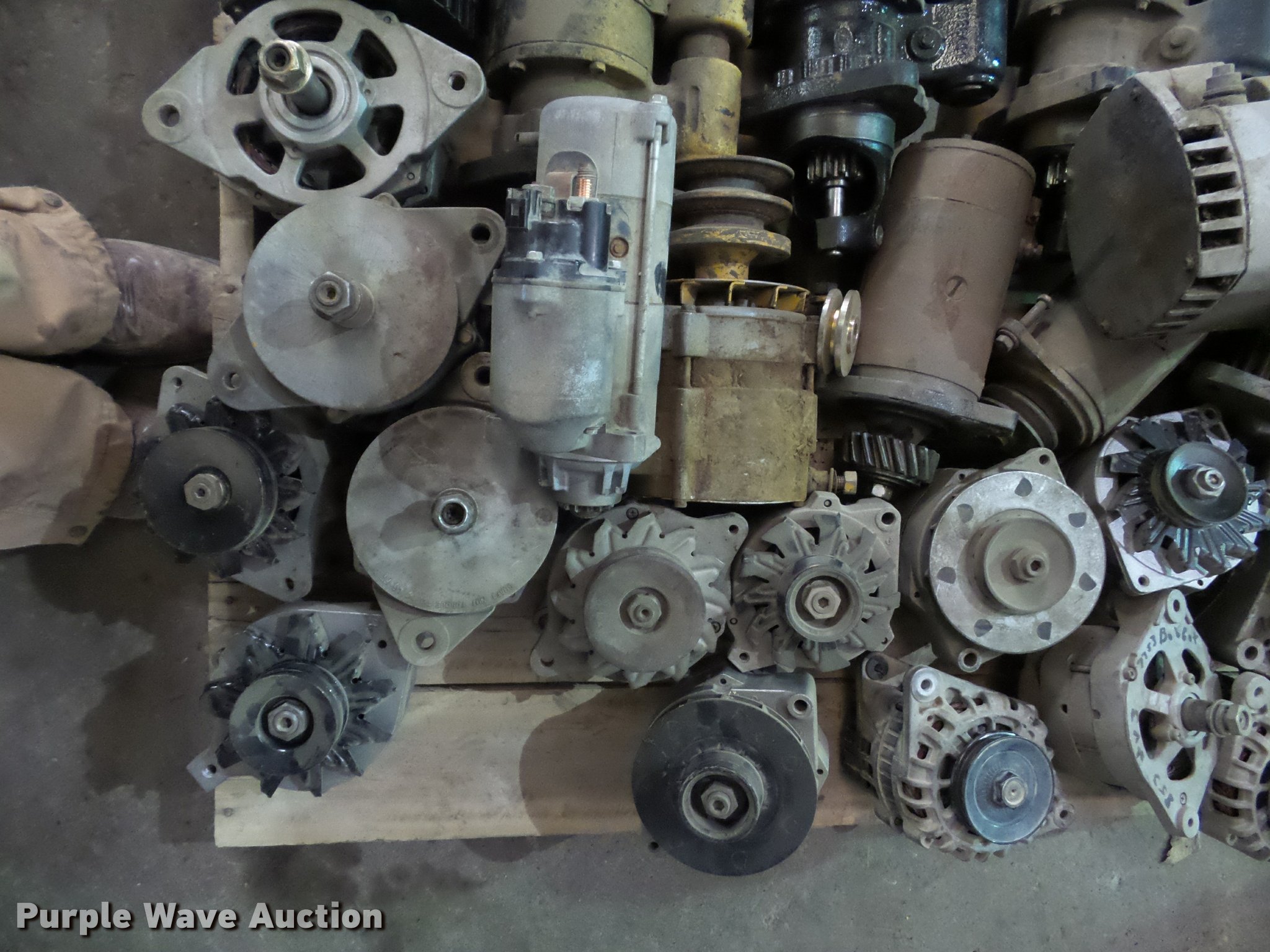 Starters and alternators in Greenwood, MO Item AX9292 sold Purple Wave