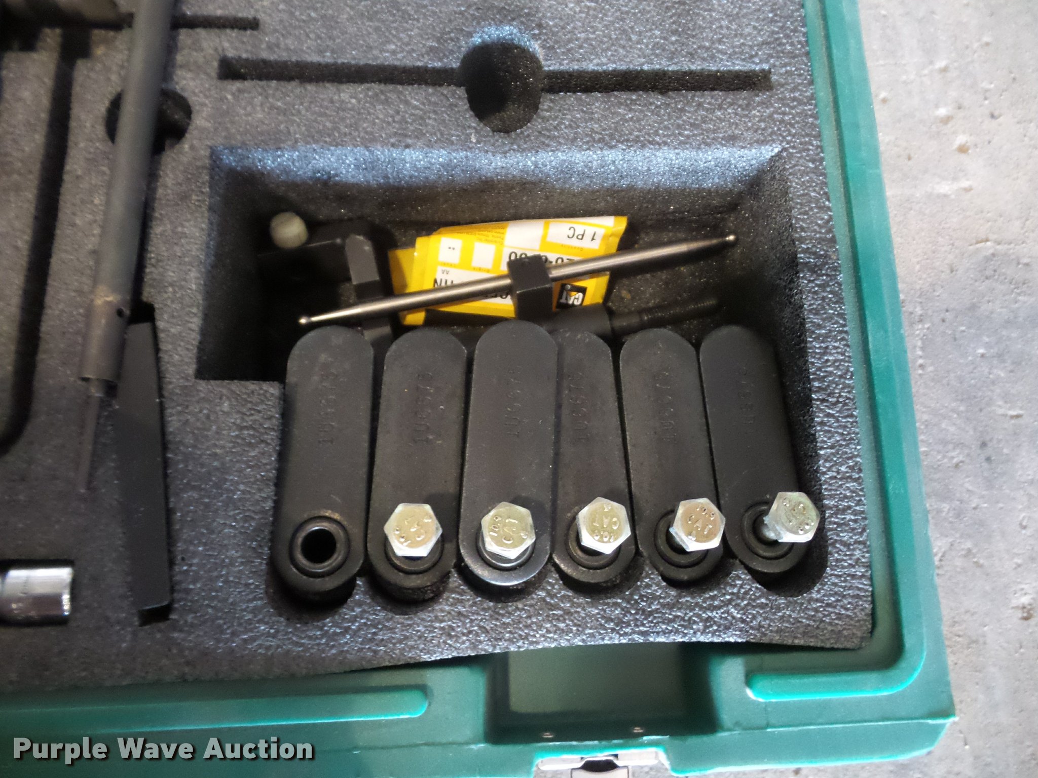 Caterpillar 1288822 tool group 3100 MUI fuel system and valve setting