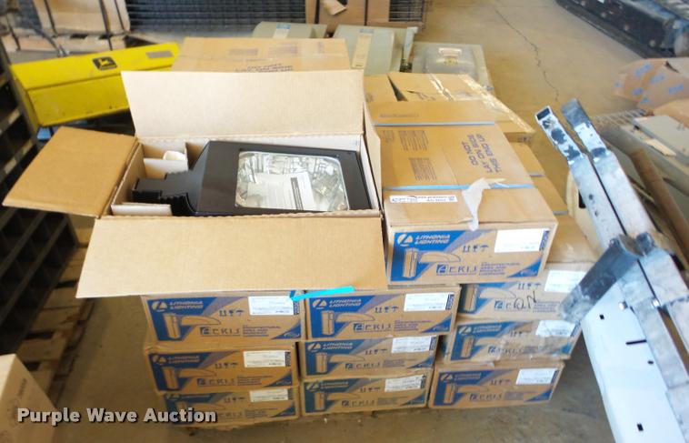 image for item AG9052 Approximately 22 Lithonia Aeris outdoor lights