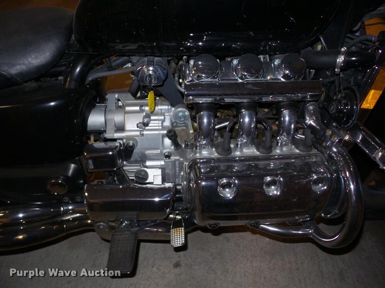 image for item AG9251 1997 Honda GL1500CT Valkyrie Tourer motorcycle