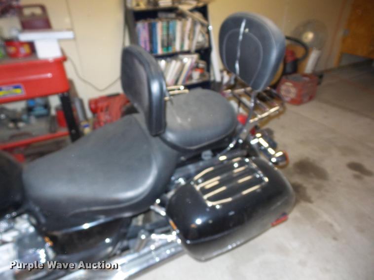 image for item AG9251 1997 Honda GL1500CT Valkyrie Tourer motorcycle