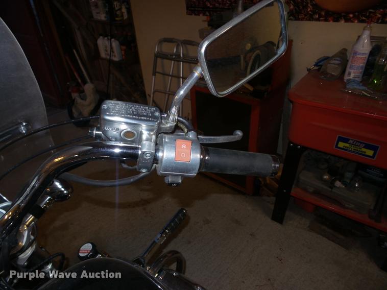 image for item AG9251 1997 Honda GL1500CT Valkyrie Tourer motorcycle