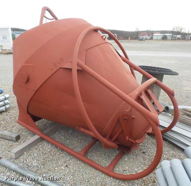 image for item AX9299 Concrete hopper