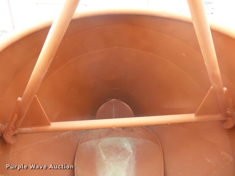 image for item AX9299 Concrete hopper