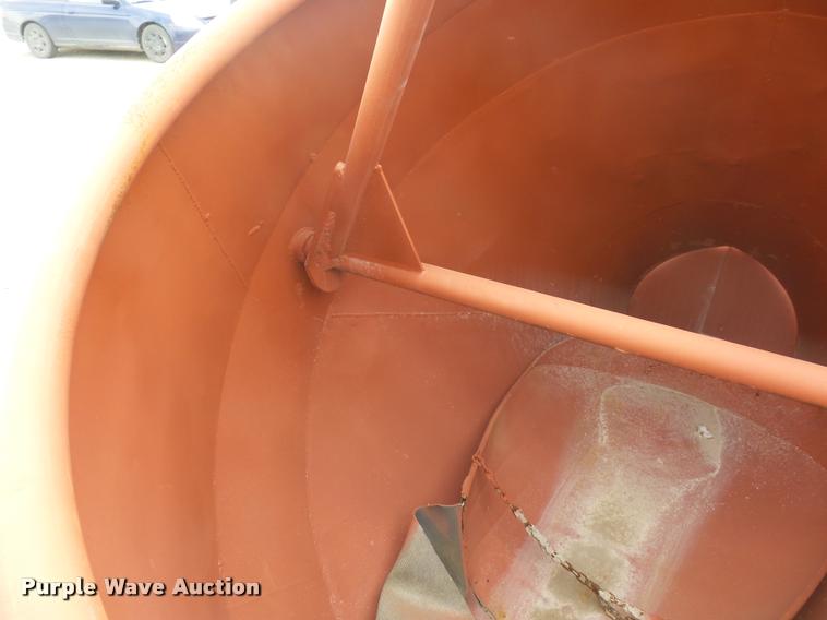 image for item AX9299 Concrete hopper