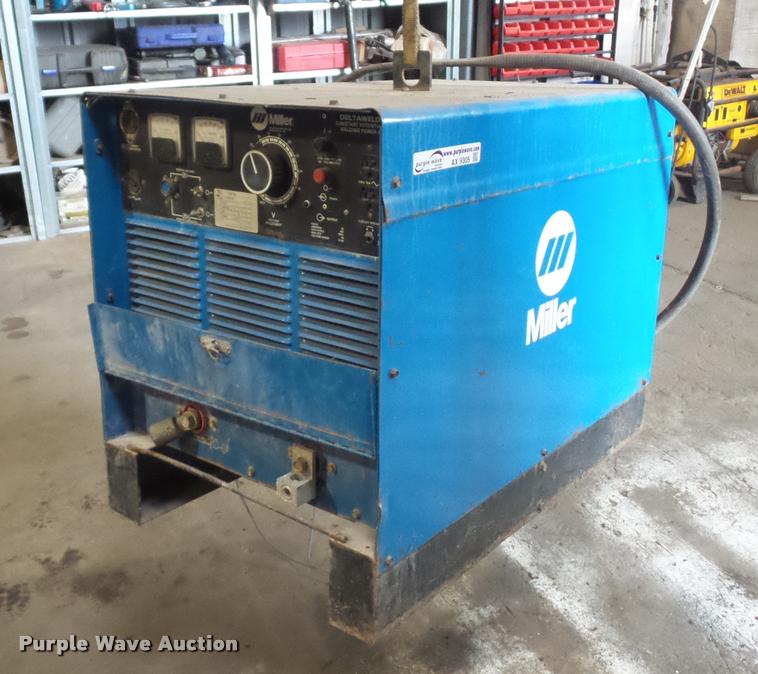 image for item AX9305 Miller Deltaweld 450 welder