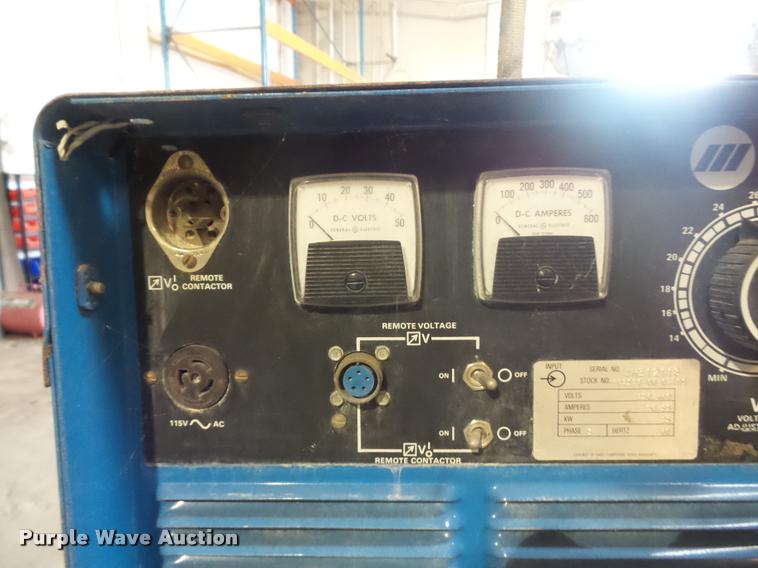 image for item AX9305 Miller Deltaweld 450 welder