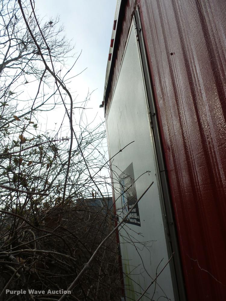 image for item BI9139 1988 mobile shower trailer