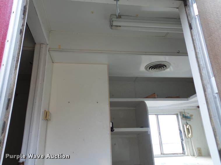 image for item BI9139 1988 mobile shower trailer