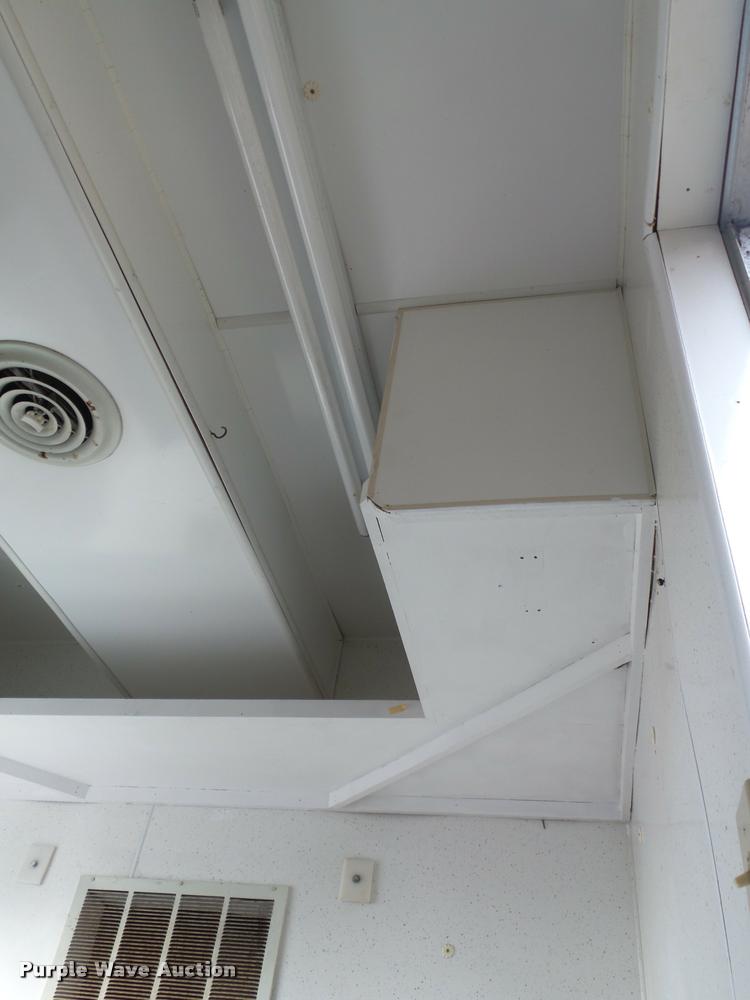 image for item BI9139 1988 mobile shower trailer