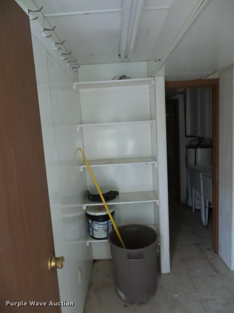 image for item BI9139 1988 mobile shower trailer