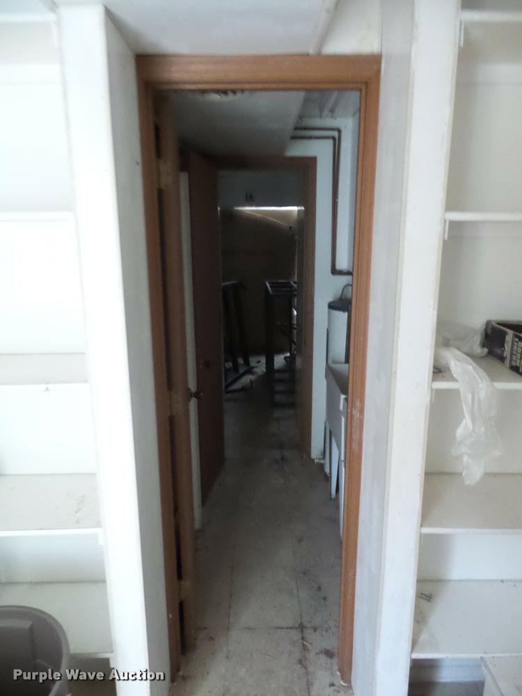 image for item BI9139 1988 mobile shower trailer