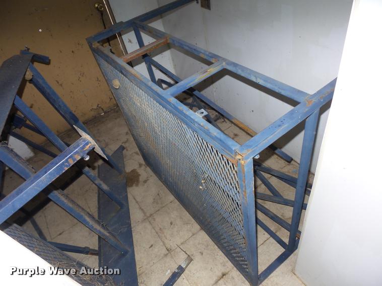 image for item BI9139 1988 mobile shower trailer