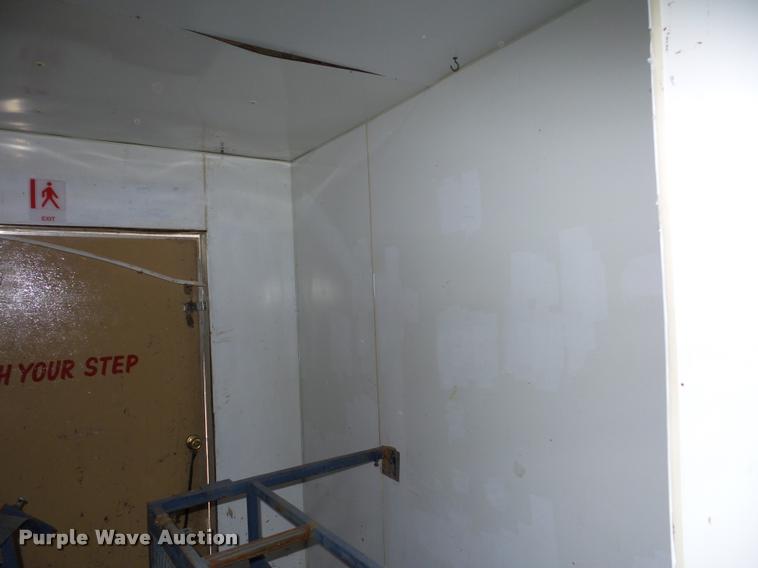 image for item BI9139 1988 mobile shower trailer