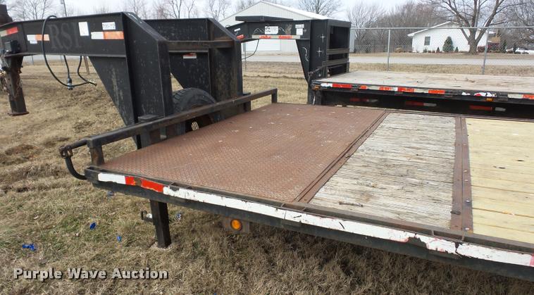 image for item BI9143 2002 Diamond C equipment trailer