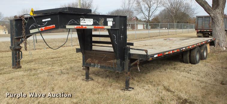 image for item BI9144 1999 Starlite equipment trailer