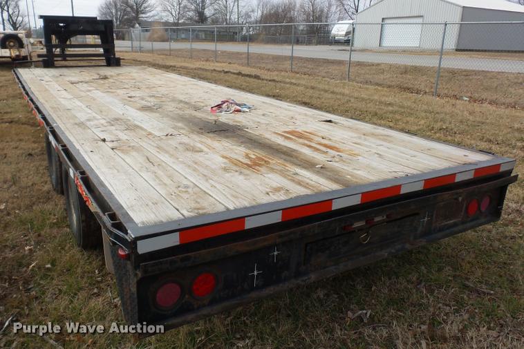 image for item BI9144 1999 Starlite equipment trailer