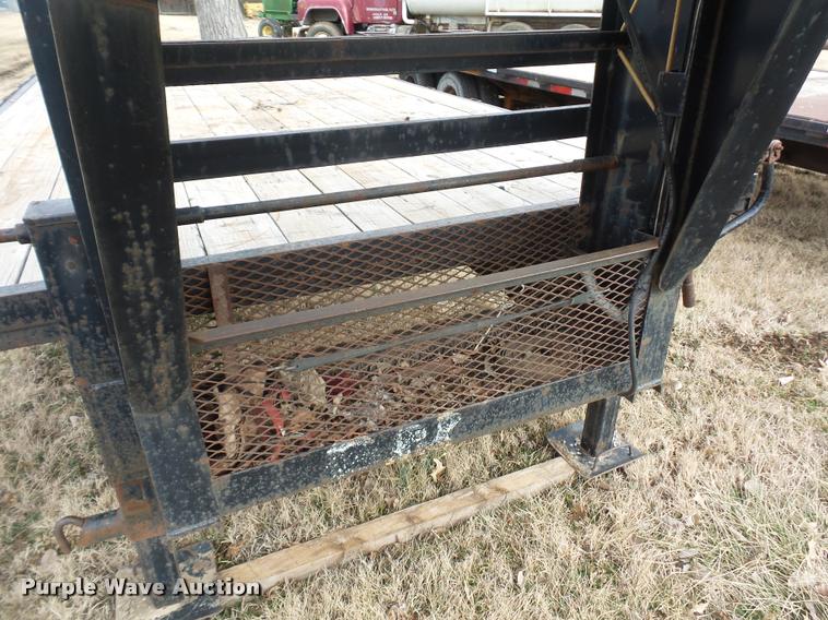 image for item BI9144 1999 Starlite equipment trailer