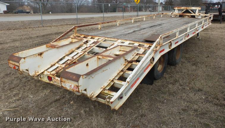 image for item BI9145 1984 Belshe T-8G equipment trailer