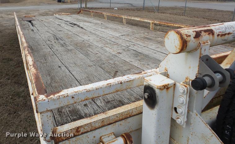 image for item BI9145 1984 Belshe T-8G equipment trailer