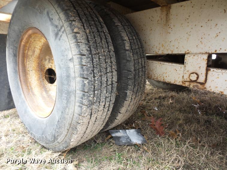 image for item BI9145 1984 Belshe T-8G equipment trailer