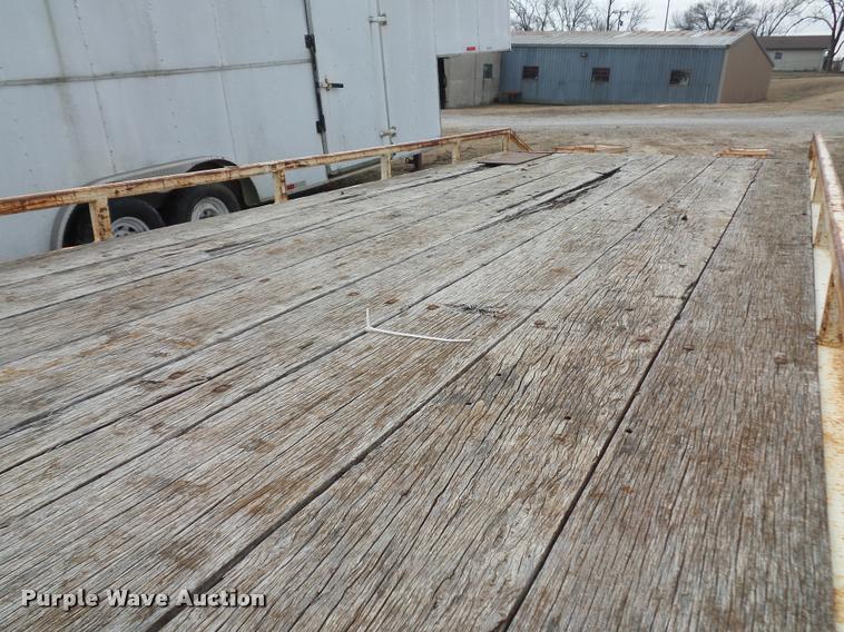 image for item BI9145 1984 Belshe T-8G equipment trailer