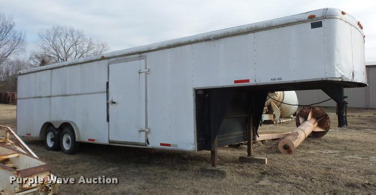 image for item BI9146 1995 Timberwolf enclosed cargo trailer