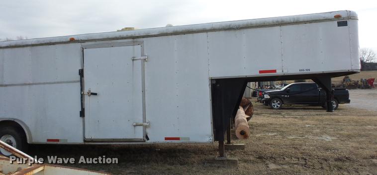 image for item BI9146 1995 Timberwolf enclosed cargo trailer