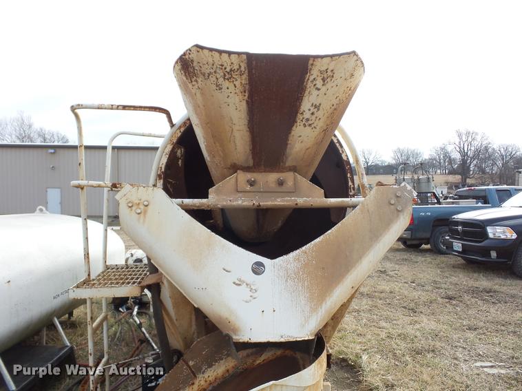 image for item BI9154 Ready mix truck bed