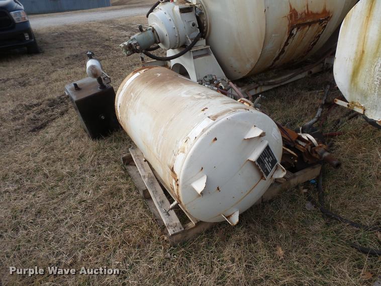 image for item BI9154 Ready mix truck bed