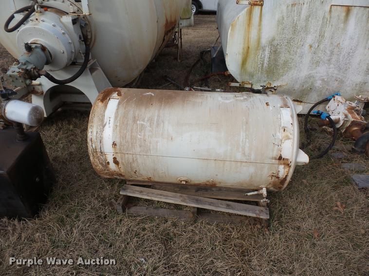 image for item BI9154 Ready mix truck bed