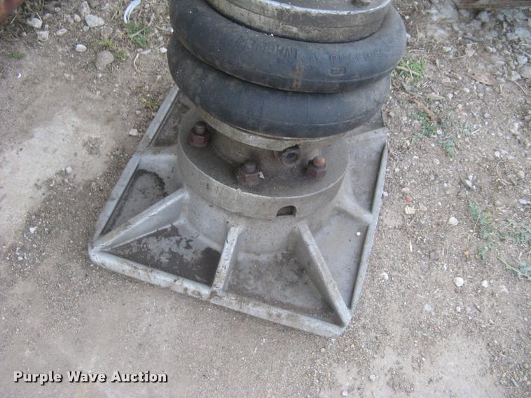 image for item BL9088 (2) MBW compactors