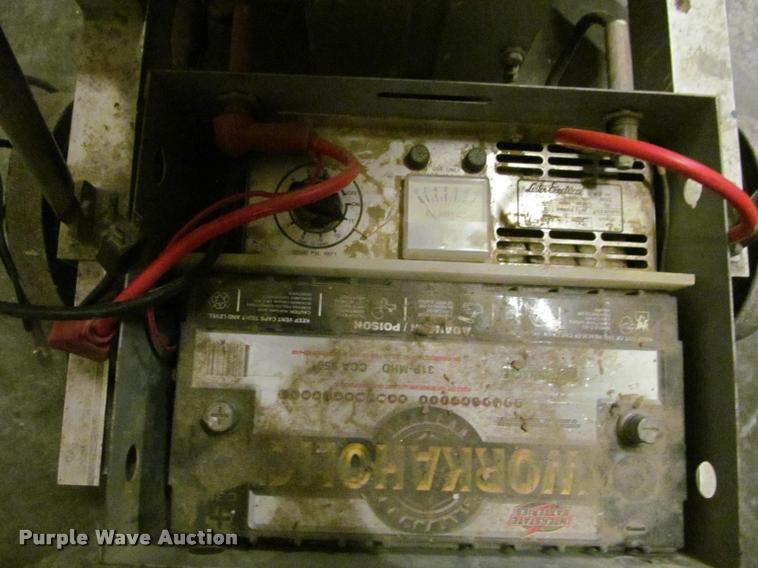 image for item BT9138 Genie PLC-24 man lift