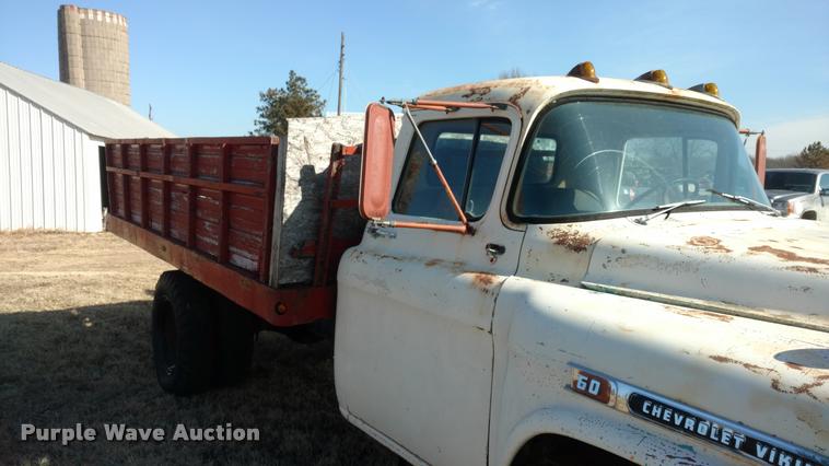 image for item BU9926 1959 Chevrolet Viking 60 grain truck