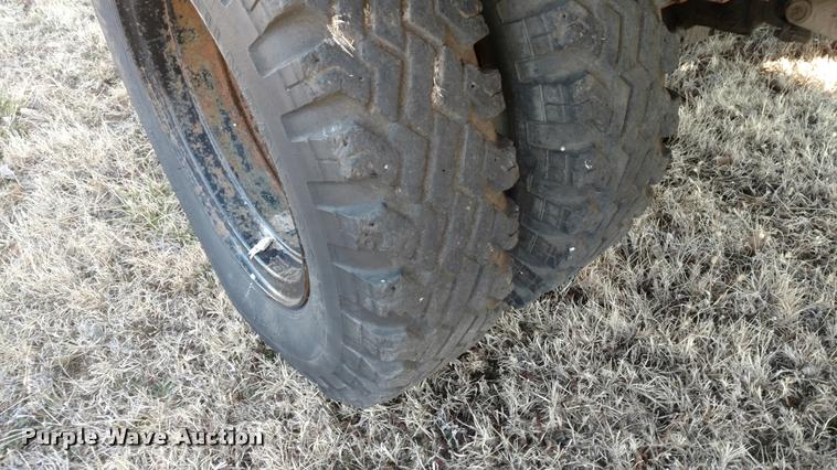 image for item BU9926 1959 Chevrolet Viking 60 grain truck