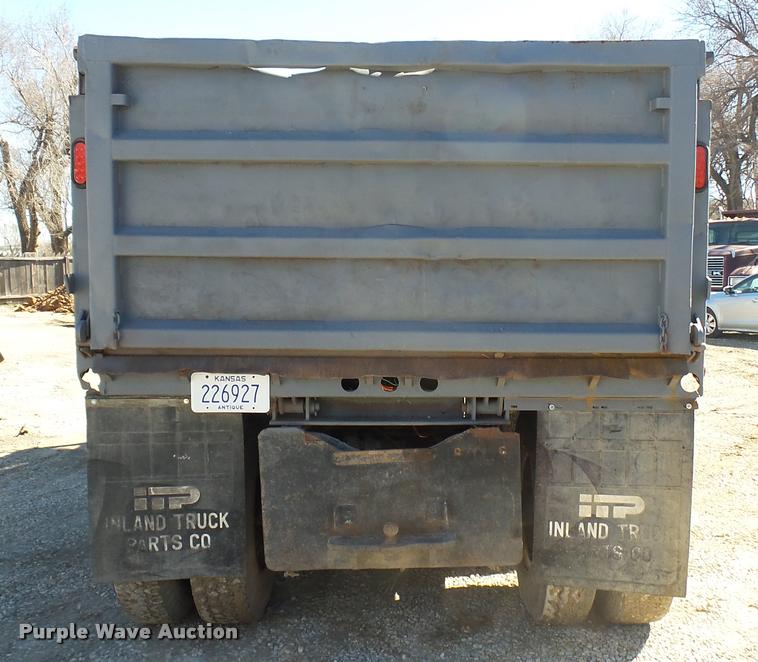 image for item CB9563 1971 Ford 9000 dump truck