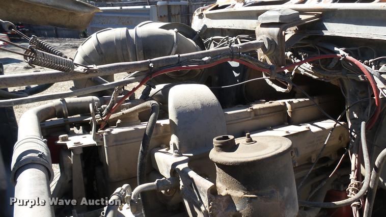 image for item CB9563 1971 Ford 9000 dump truck