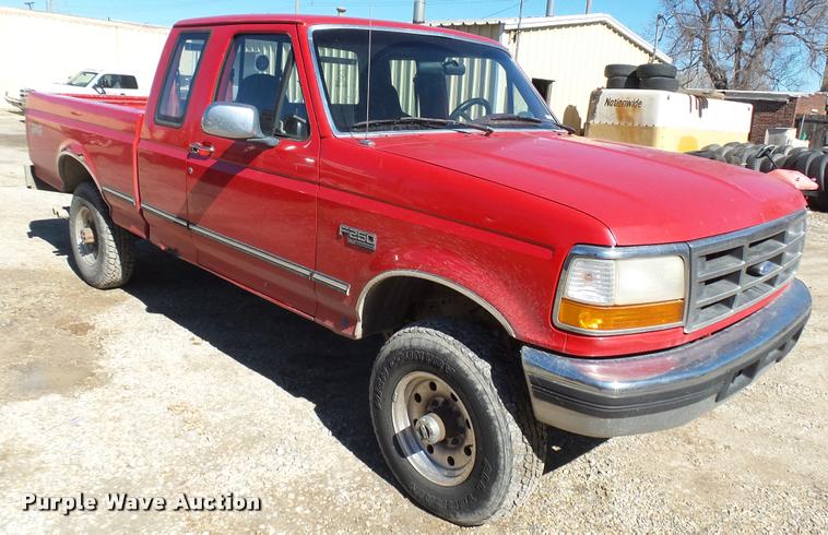 image for item CB9564 1996 Ford F250 SuperCab pickup truck