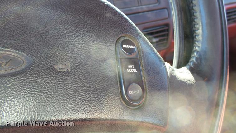 image for item CB9564 1996 Ford F250 SuperCab pickup truck