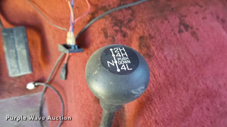 image for item CB9564 1996 Ford F250 SuperCab pickup truck