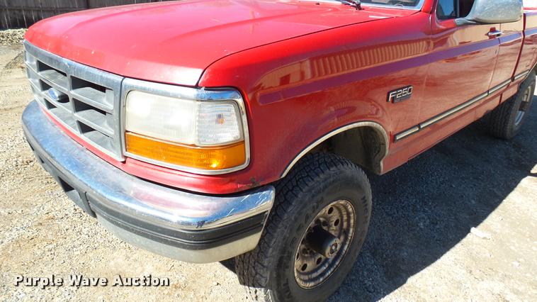 image for item CB9564 1996 Ford F250 SuperCab pickup truck