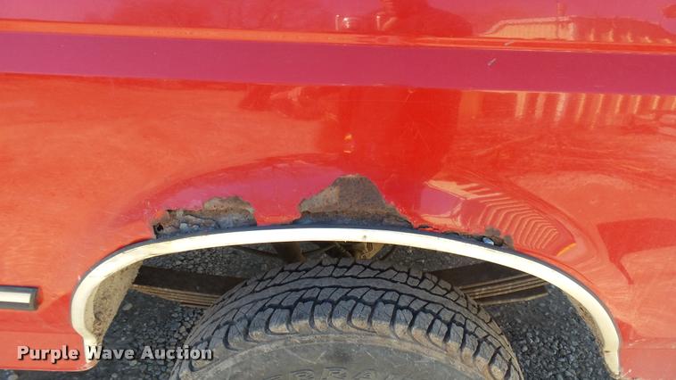 image for item CB9564 1996 Ford F250 SuperCab pickup truck