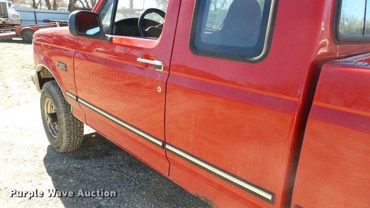 image for item CB9564 1996 Ford F250 SuperCab pickup truck
