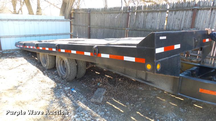 image for item CB9565 1985 Eager Beaver Trailers tilt deck equipment trailer