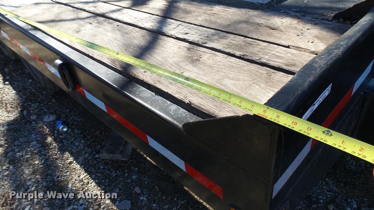 image for item CB9565 1985 Eager Beaver Trailers tilt deck equipment trailer