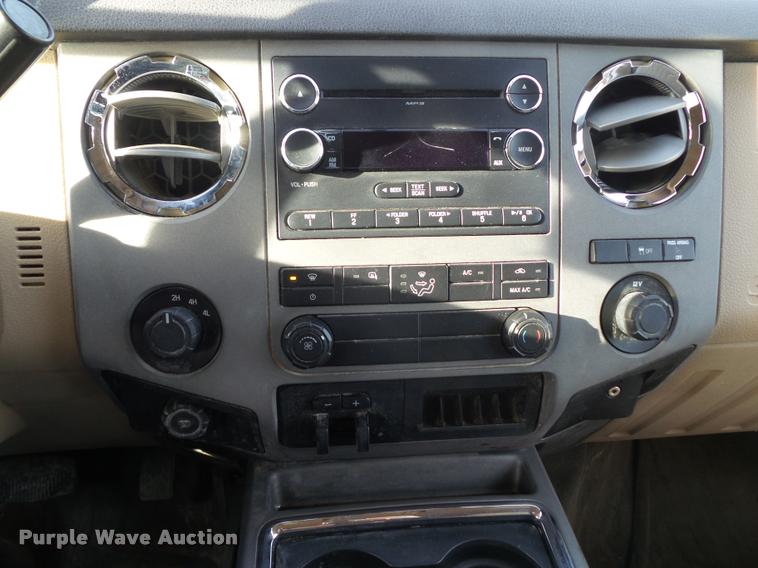 image for item CB9816 2011 Ford F250 Super Duty SuperCab pickup truck